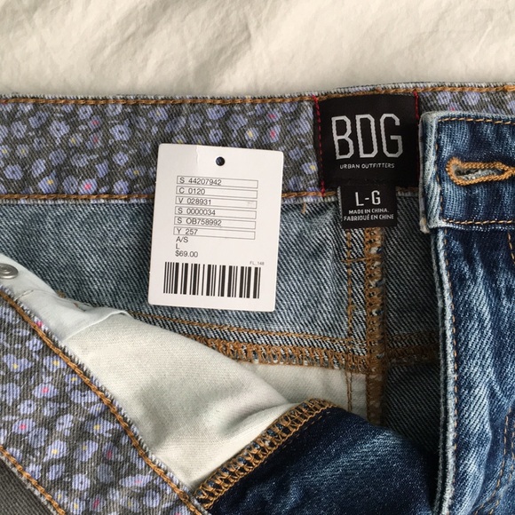 NEW Asymmetrical  Denim Skirt Urban Outfitters - Picture 5 of 5